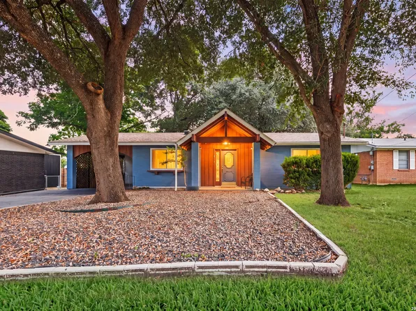 447 Lockener, New Braunfels, TX 78130