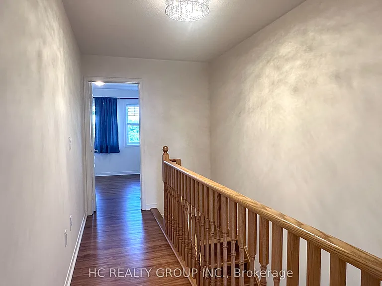 5257 Major Mackenzie Dr E — Photo 12