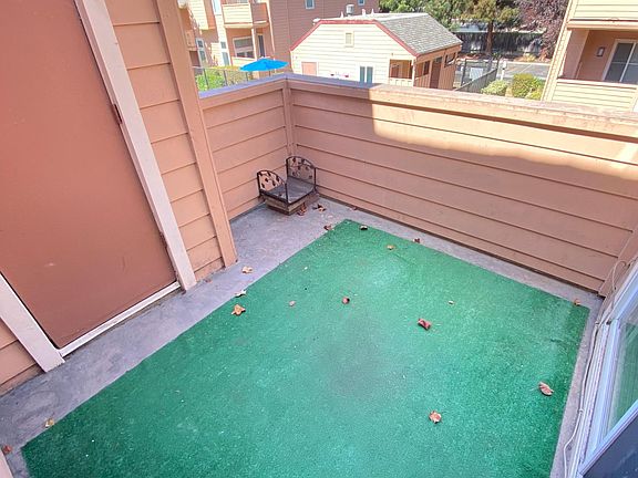 2nd image of 275 Sumba Ct