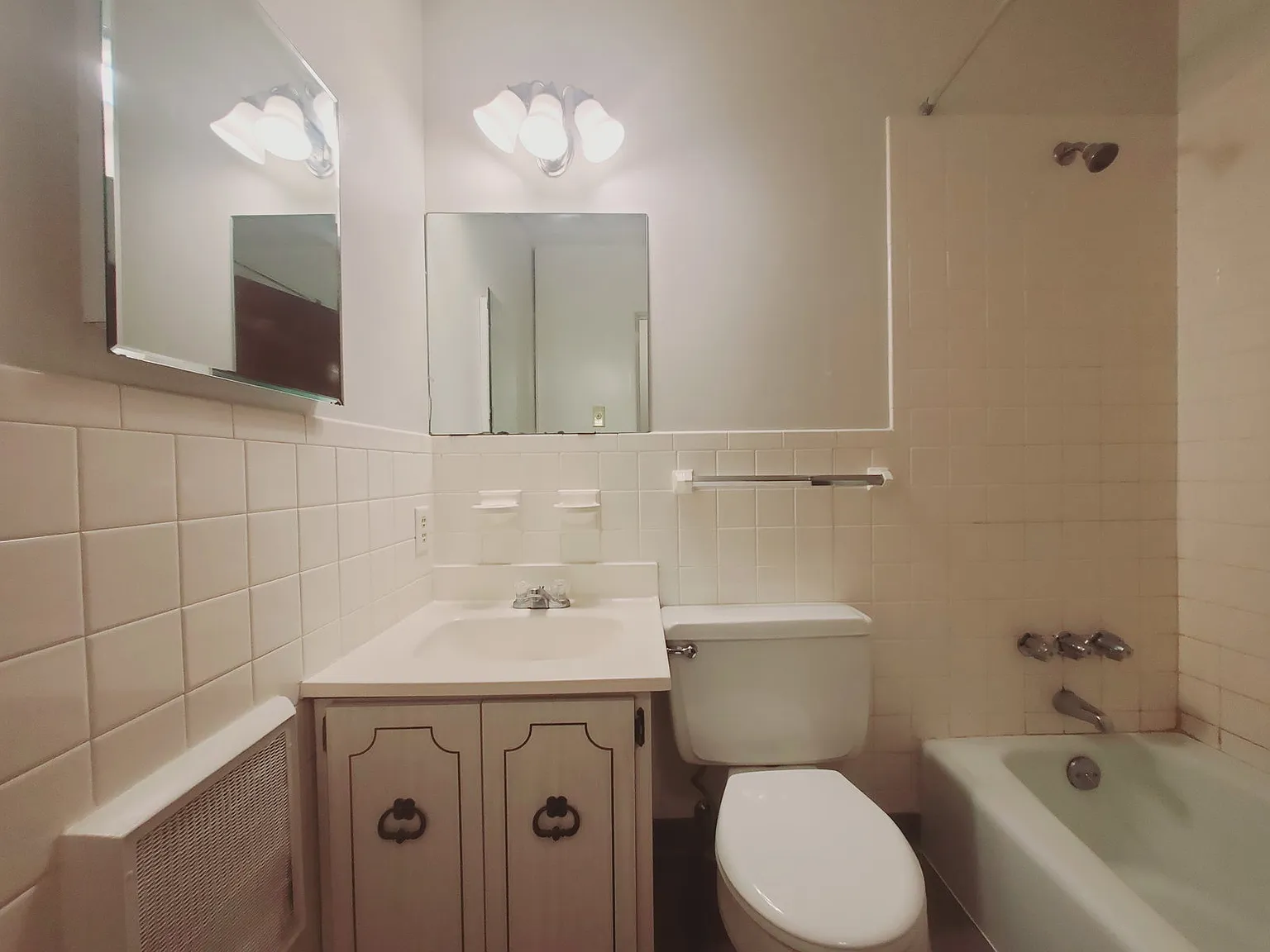 1 bed, 1.0 bath, 600 sqft, $1,800 — Photo 4