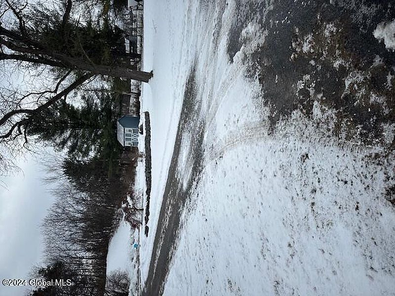 4th image of 5202 Western Turnpike