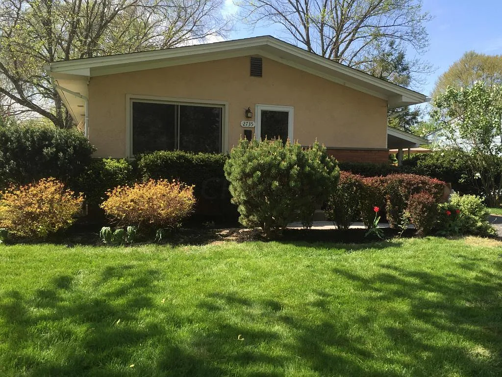 2735 Bristol Rd photo 1