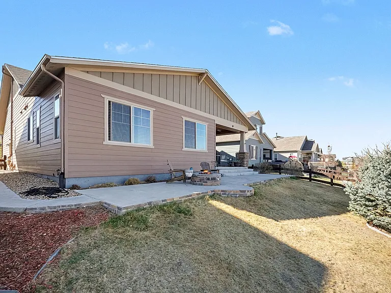 470 Grenville Cir — Photo 17