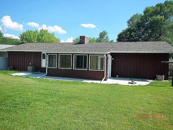 4th image of 3033 Avenue F