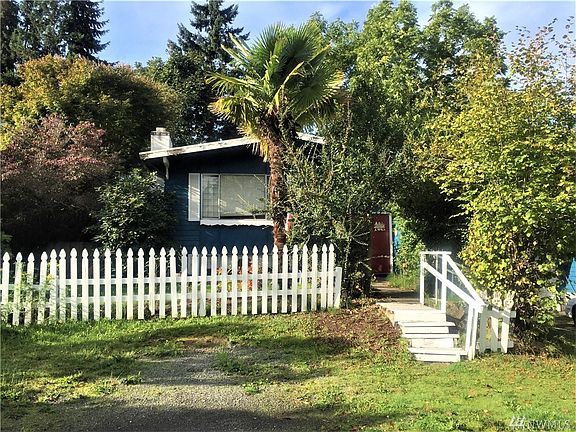 3rd image of 701 18th Ave W