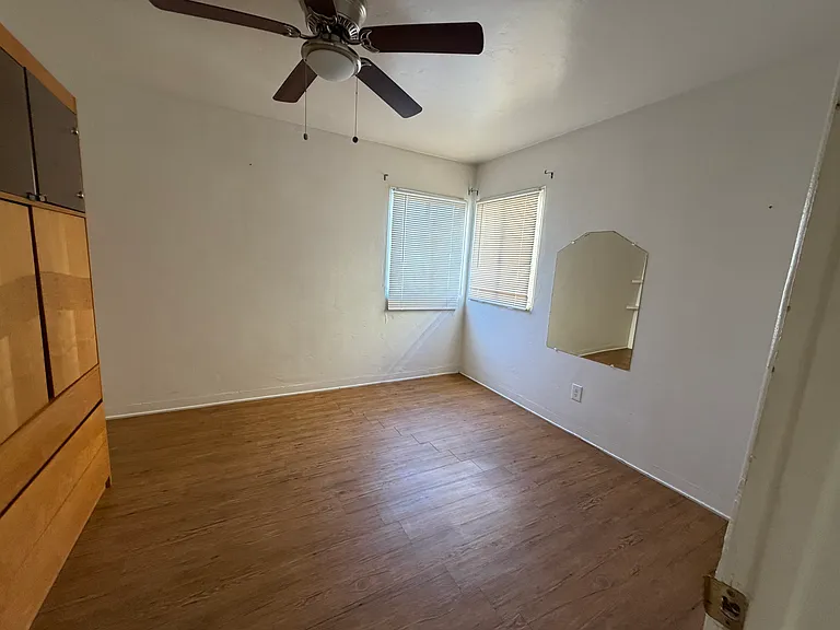 222 Elder Ave — Photo 13