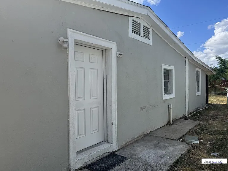 1657 Harvard Ave #B — Photo 6