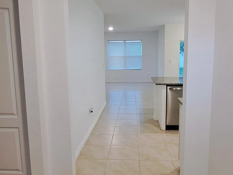 2487 White Lilly Dr — Photo 22