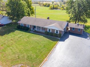 1032 Morningside Dr, Salisbury, MO 65281