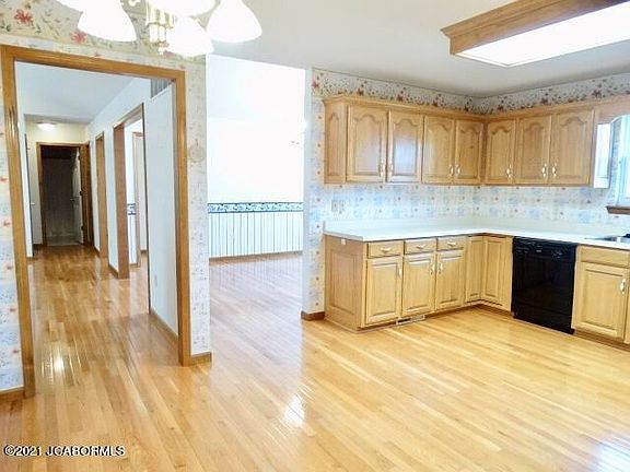 4th image of 3625 W Gordon Dr