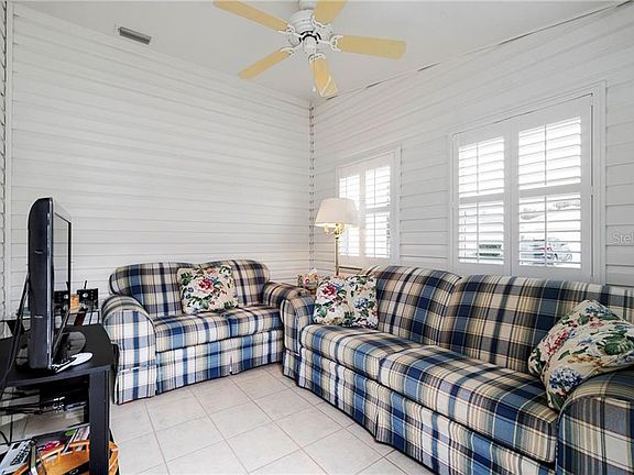 2nd image of 2740 Collington Dr