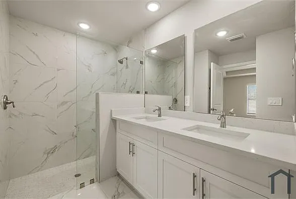821 Palomino St E — Photo 8