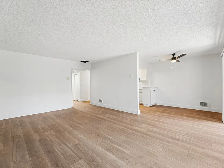 Summerwood Apartments — Photo 70