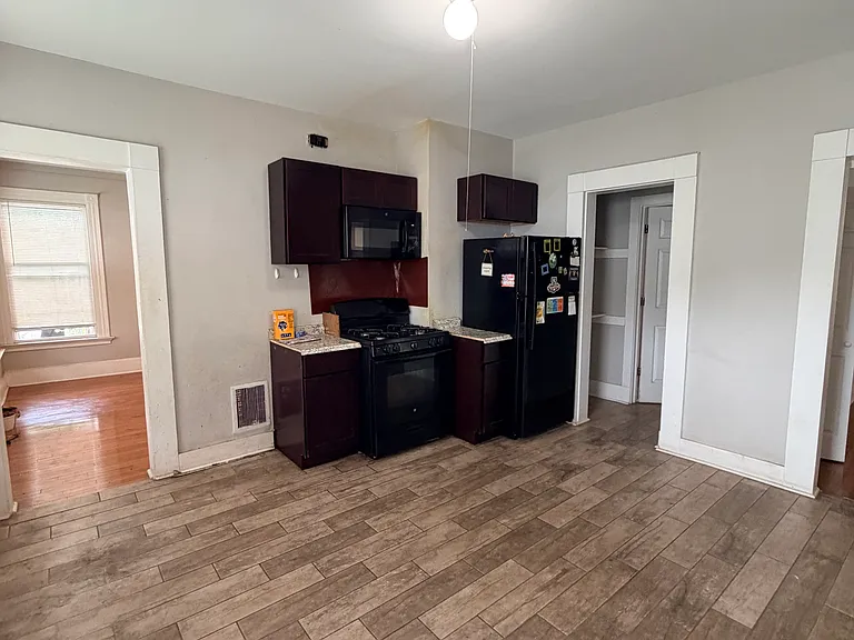 73 Gibbs St #2 — Photo 9