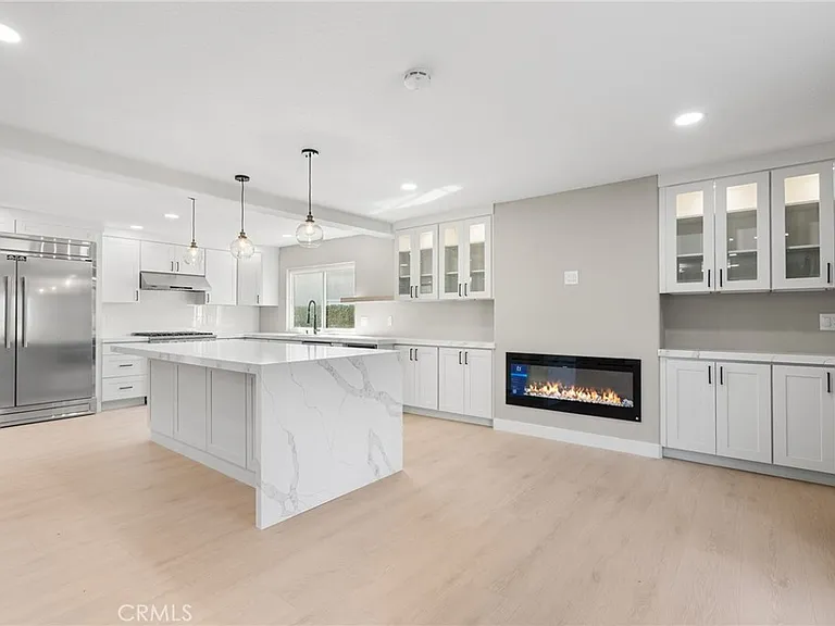 24746 Scott Ln — Photo 6