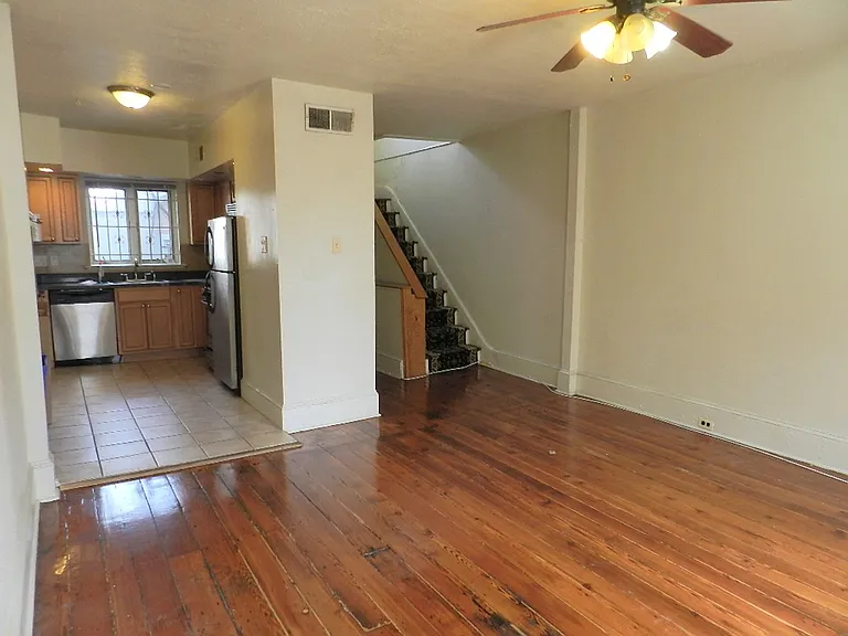 511 S 15th St #2R — Photo 7