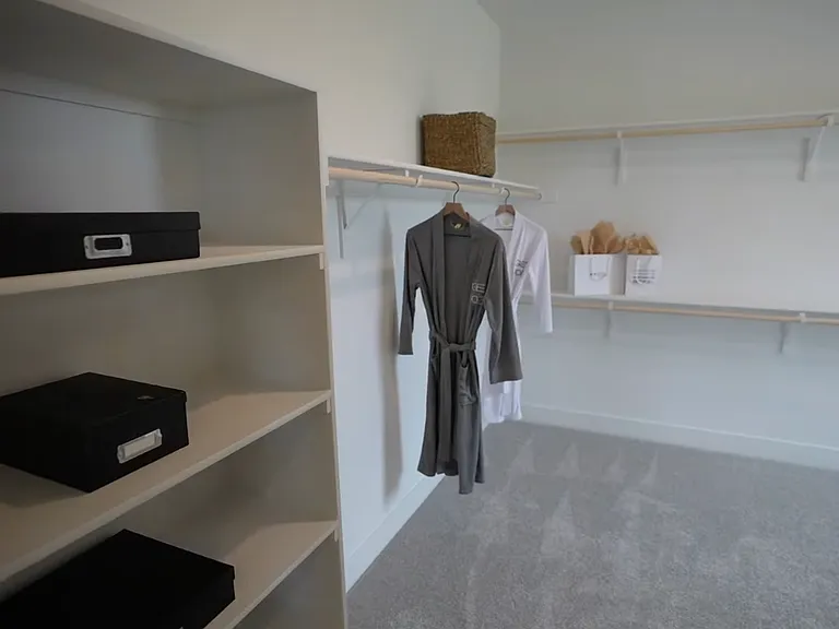 3426 Apollo Dr — Photo 35