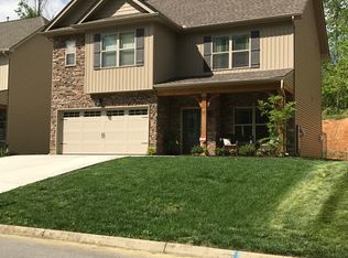 1518 Yarnell Station Blvd, Knoxville, TN 37932