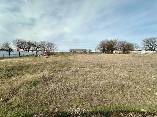 9520 Ronald Dr, Fort Worth, TX 76134