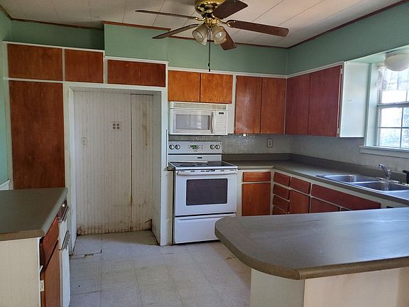 3rd image of 2745 A And M Ave