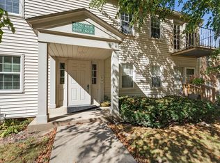 6816 Old Sauk Ct, Madison, WI 53717