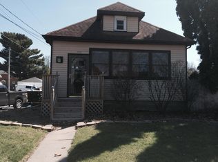 315 W 30th St, Davenport, IA 52803