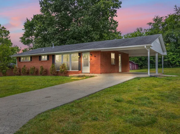 28 Hillcrest Dr, Winchester, KY 40391
