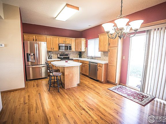 2nd image of 359 Hackberry Ct
