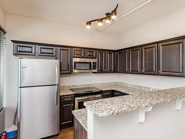 1001 Cherry St #201-307 — Photo 4