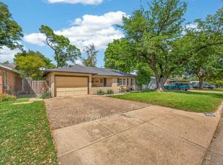 3200 Medina Ave, Fort Worth, TX 76133