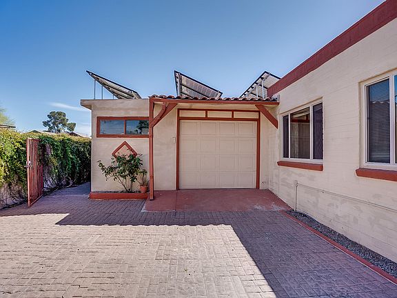 4th image of 2514 N Fontana Ave