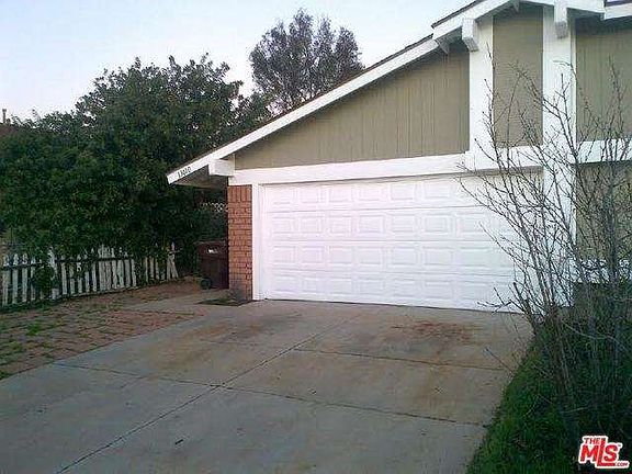 2nd image of 13610 Rockcrest Dr