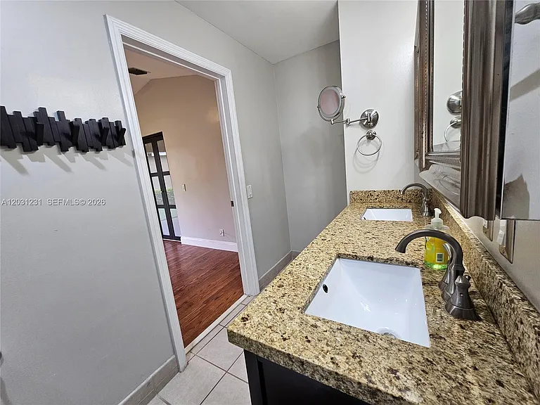4232 Mahogany Ridge Dr — Photo 15