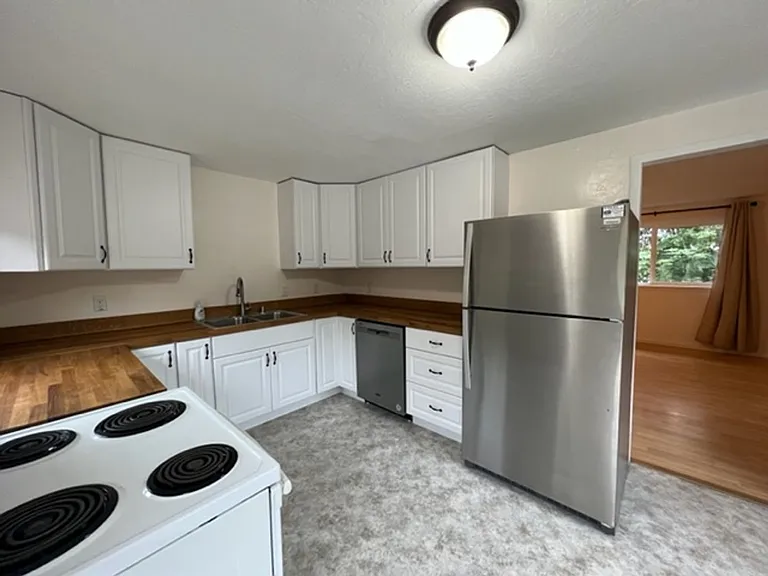 3390 W End Rd — Photo 7
