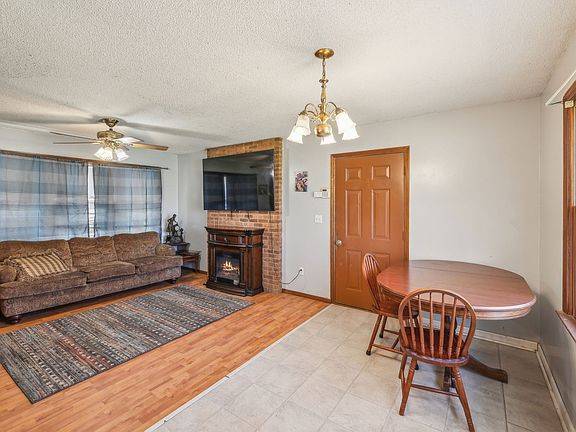 5th image of 112 Payne Ave