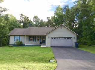 9124 Hondo Dr, Crossville, TN 38572