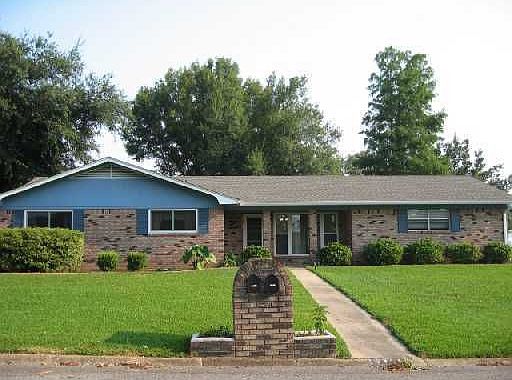 1st image of 15313 Stephen Dr