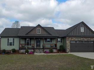 42 Parkersway Ct, Four Oaks, NC 27524