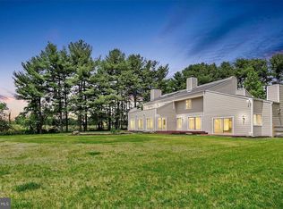 6 Windy Farms Ct, Phoenix, MD 21131