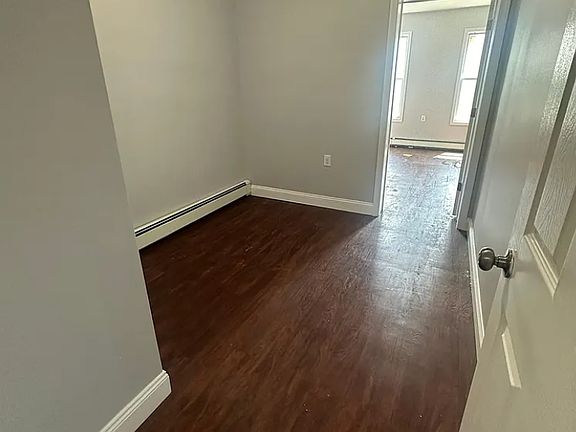 5th image of 125 Saint Pauls Ave #5