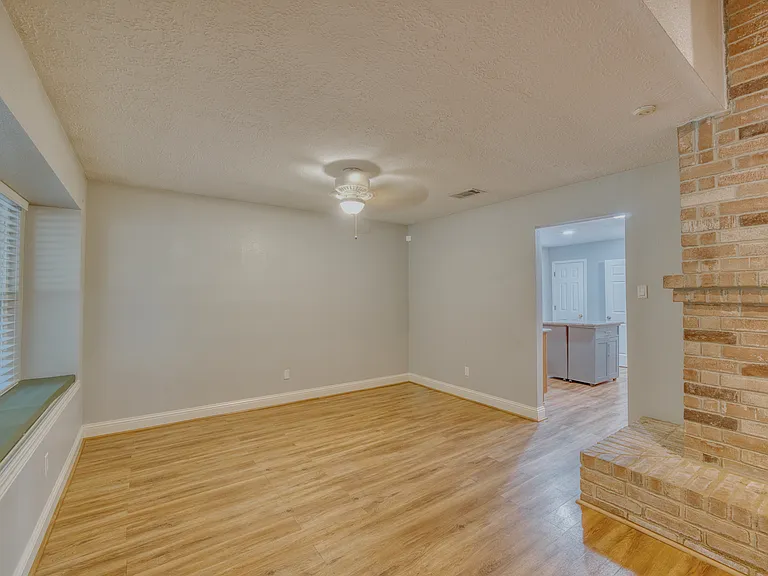 13639 Harpers Bridge Dr — Photo 9