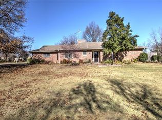 18 Ilma Dr, Bartlesville, OK 74003