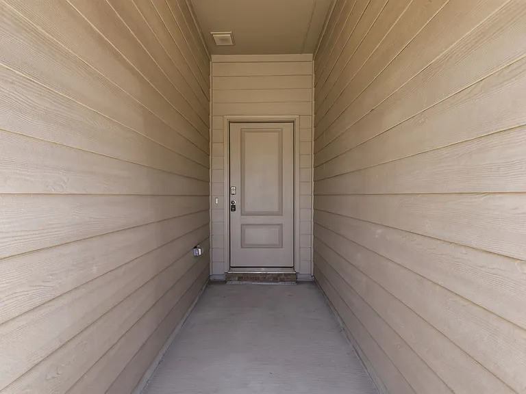 564 Mash Ln — Photo 27