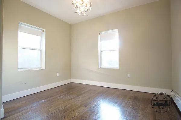 Rented by Lofts and Flats LLC | media 23