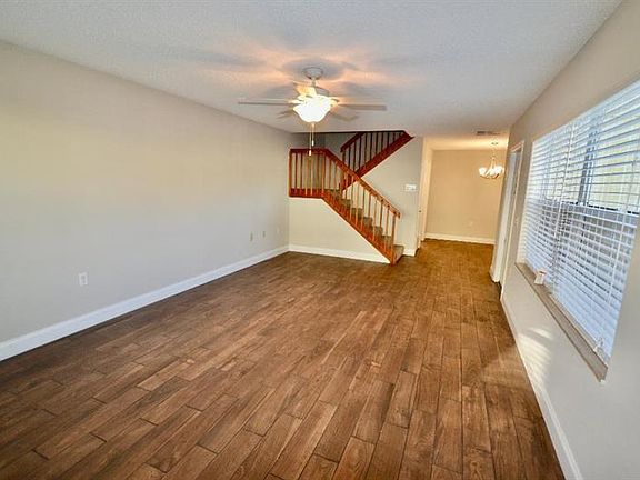 5th image of 23 Bedford Ct APT B