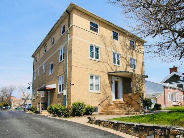 131 W Main St #1