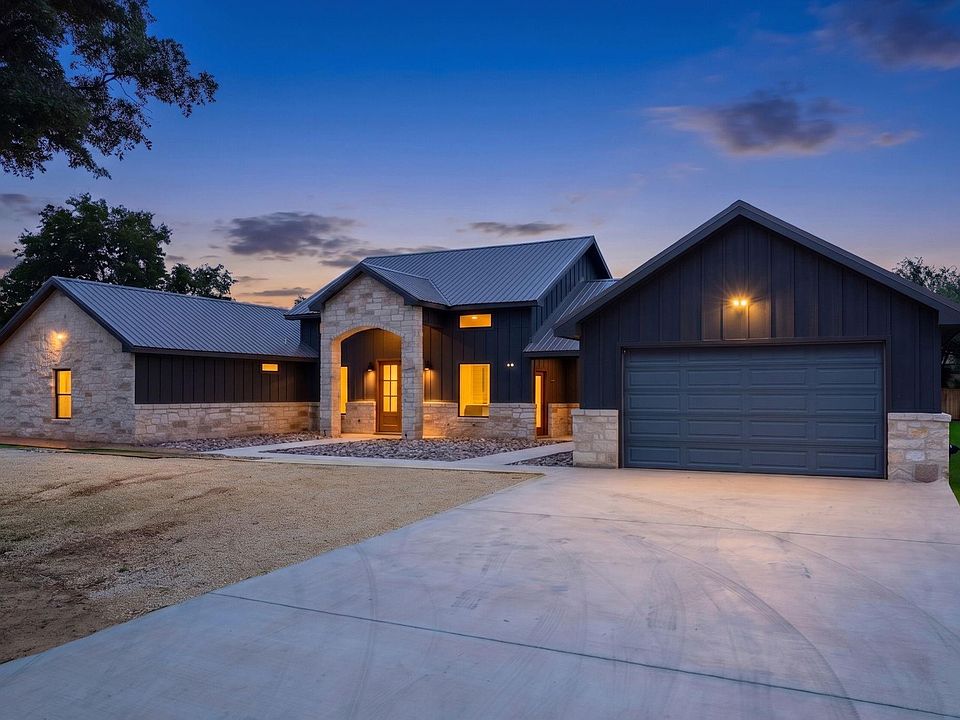 1st image of 1463 Mountain Valley Dr