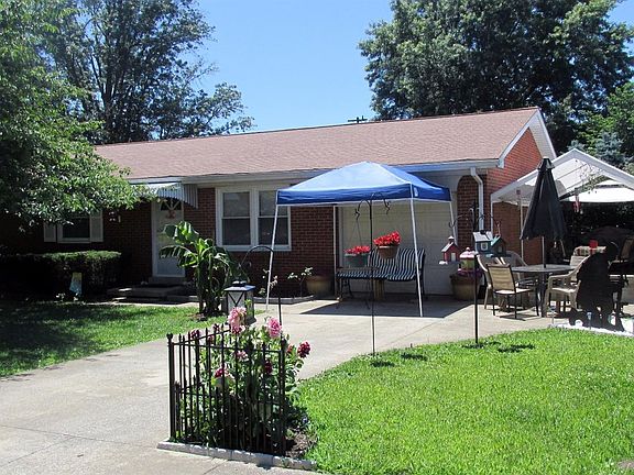 2nd image of 200 McDavid Dr