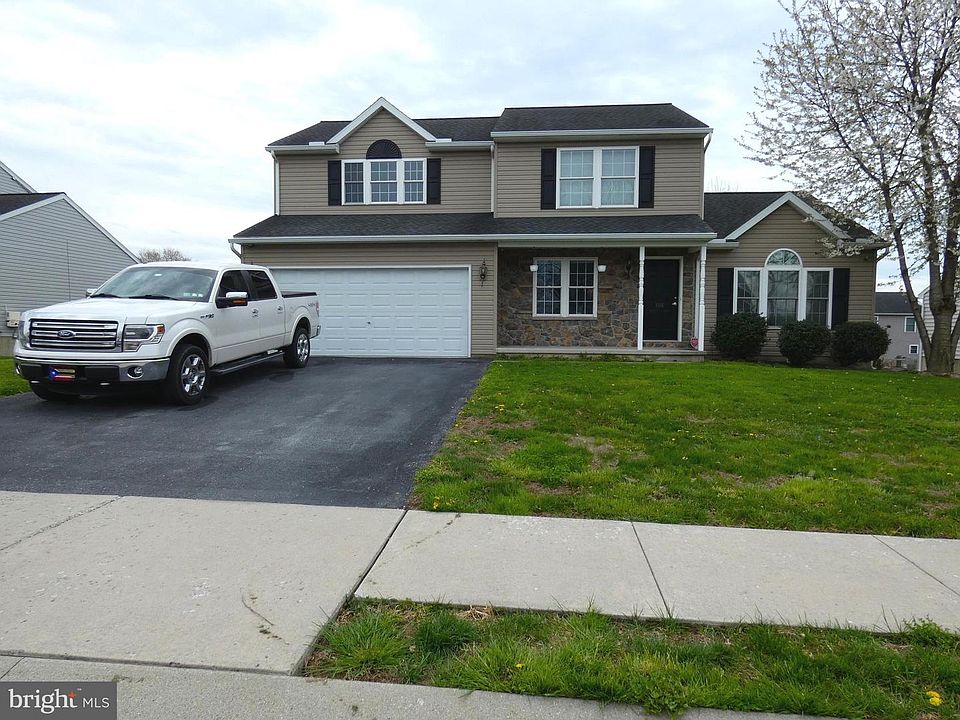 1st image of 106 Gable Dr