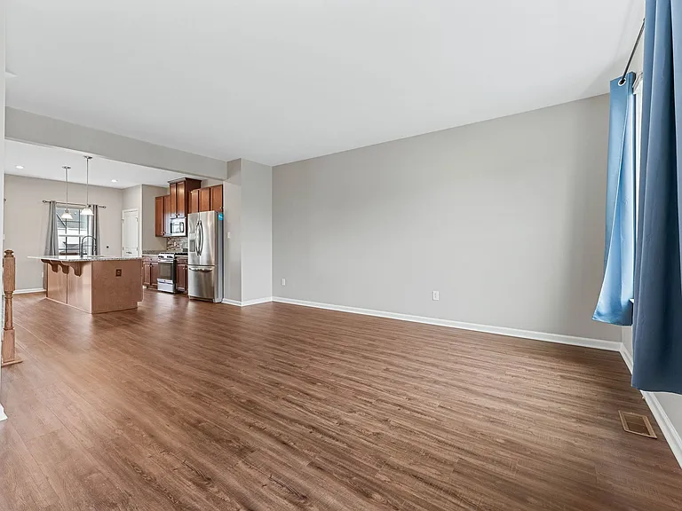 161 Star Dr — Photo 12